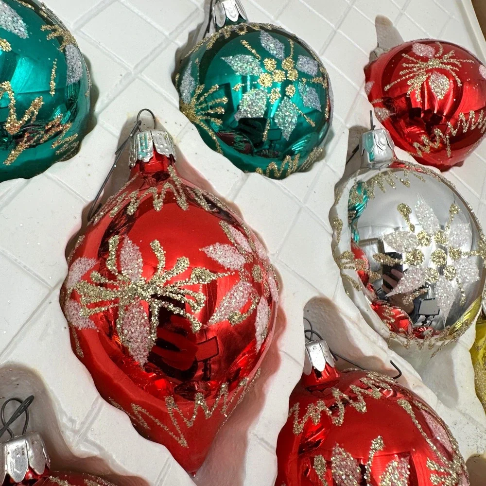 Vtg Christmas Glass Ornaments Red Green Gold Romania Old World Commodore Lot 18